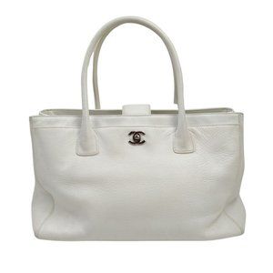 Auth Chanel Shoulder Bag White Leather #37801C51